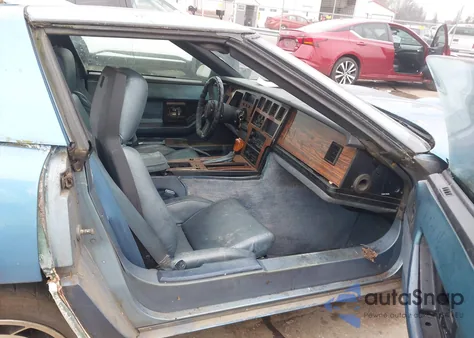 1985 Chevrolet Corvette from USA, damaged, VIN 1G1YY0785F5116001